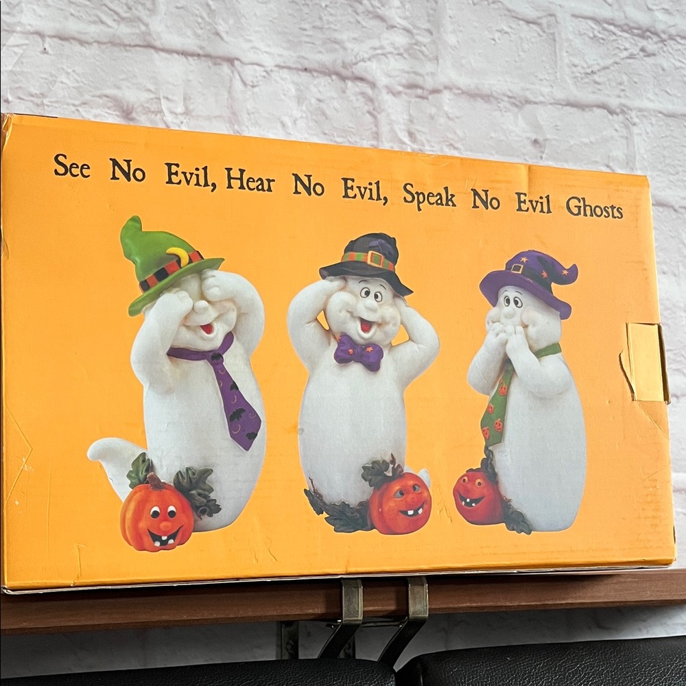 Halloween Ghost Figurines with Pumpkins